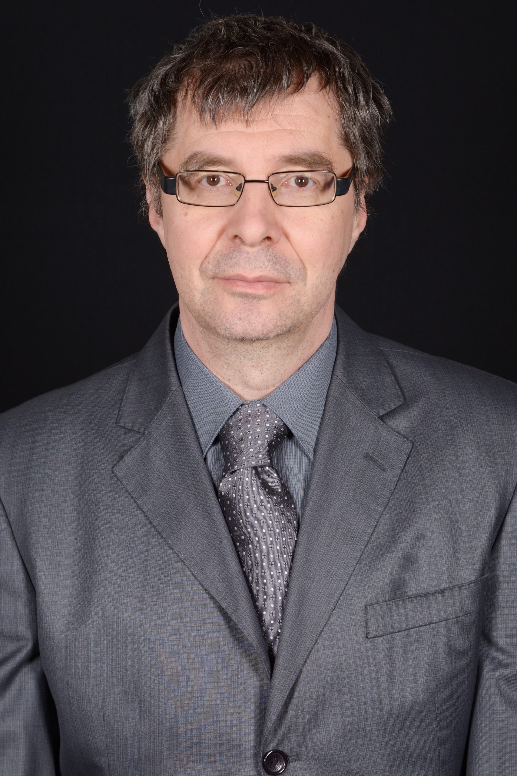 T. Csaba Reisz
